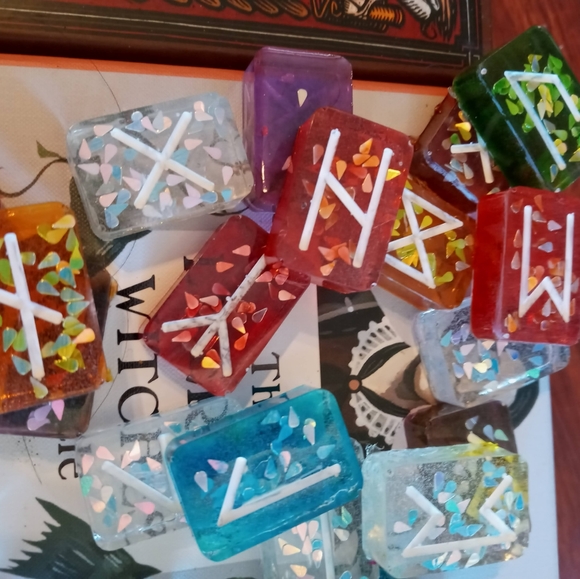 Majestic Runes - Picture 5 of 7